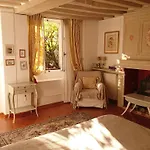 A L'ombre Du Tilleul *