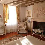 Апартаменты A L'ombre Du Tilleul