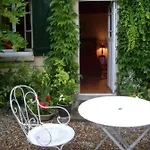 Апартаменты A L'ombre Du Tilleul